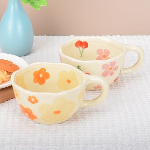 Taza floral artesanal – Sorbitos entre pétalos y brillos