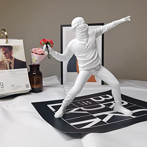 Escultura decorativa lanzador de flores – Arte urbano en blanco puro
