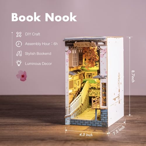Book Nook 'Sakura Densya' – Flores de cerezo entre tus historias