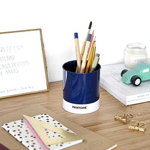 Portalápices Pantone – Color y orden en una pieza