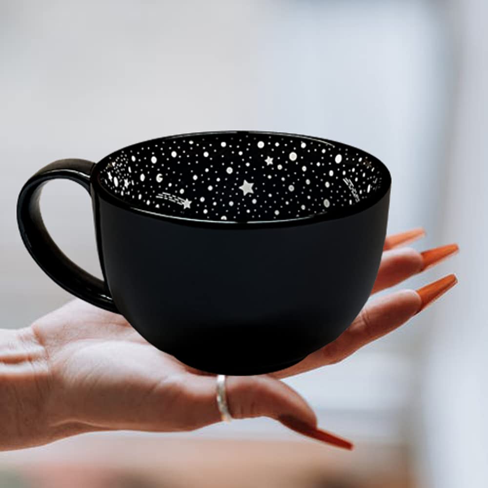 Taza bruja – Café mágico con cerámica negra