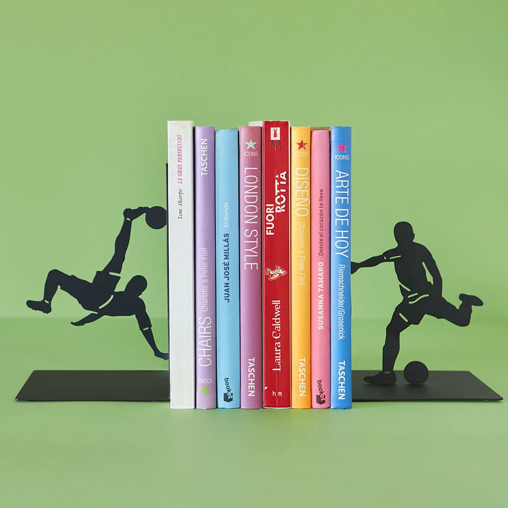 Sujetalibros Bicycle Kick – Acrobacia futbolera en tu estantería
