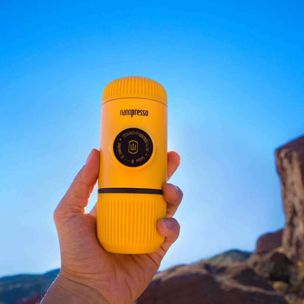 Cafetera Nanopresso amarilla – Espresso solar en tus viajes