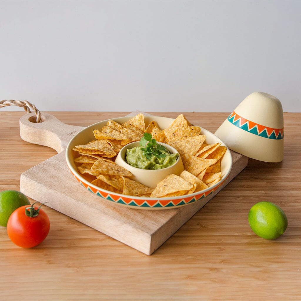 Plato para nachos – Con forma de sombrero y espacio para guacamole