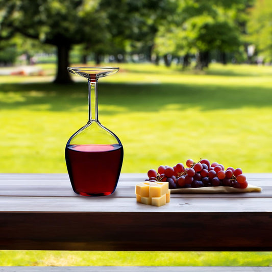 Vaso de vino invertido – Bebe al revés y rompe las reglas