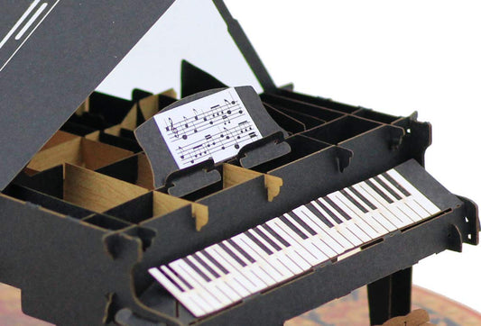 Tarjeta pop-up piano – Una nota elegante al abrirla
