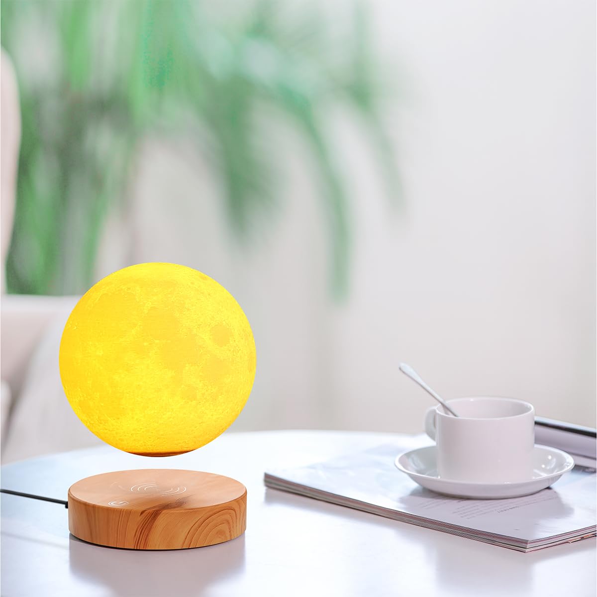 Lámpara lunar flotante – La luna levita sobre tu mesa
