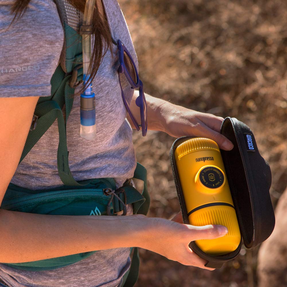 Cafetera Nanopresso amarilla – Espresso solar en tus viajes
