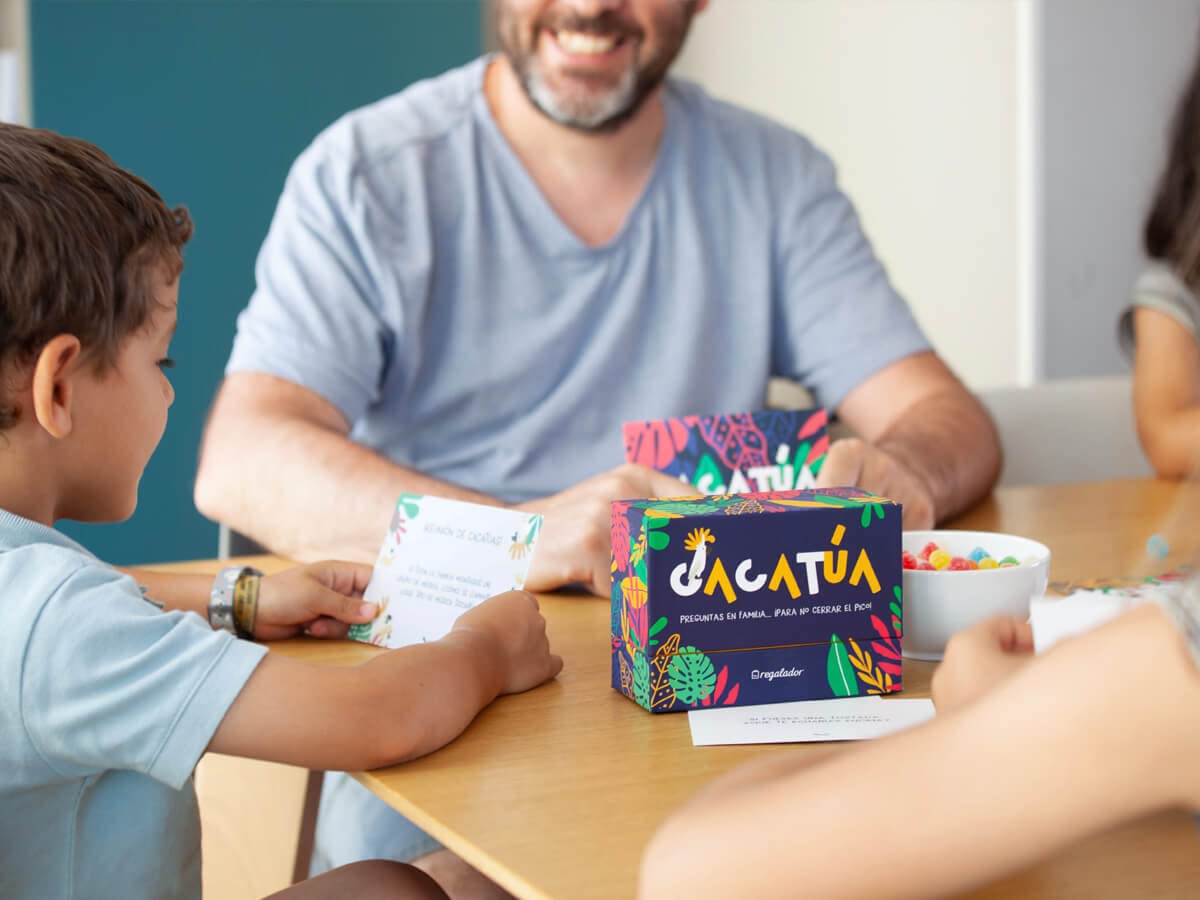 Cacatúa – El juego de preguntas originales para toda la familia