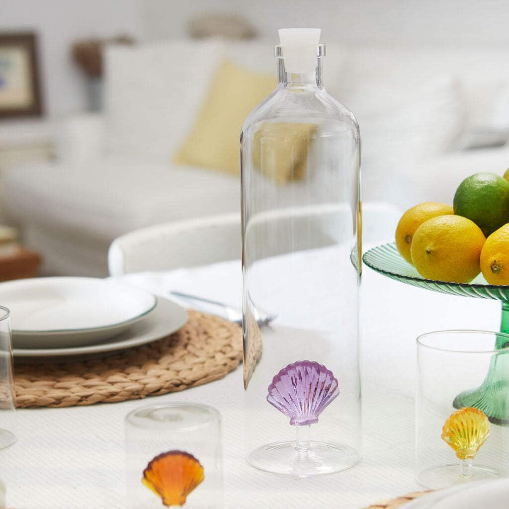 Botella con concha – Vidrio y mar en un mismo diseño