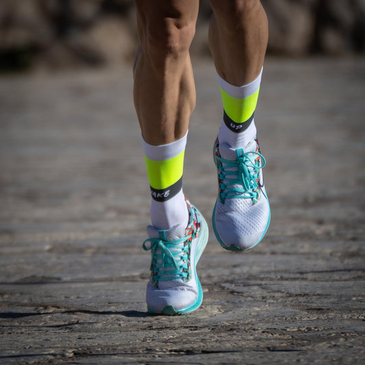 Calcetines deportivos alta visivilidad – Técnicos, sin costuras