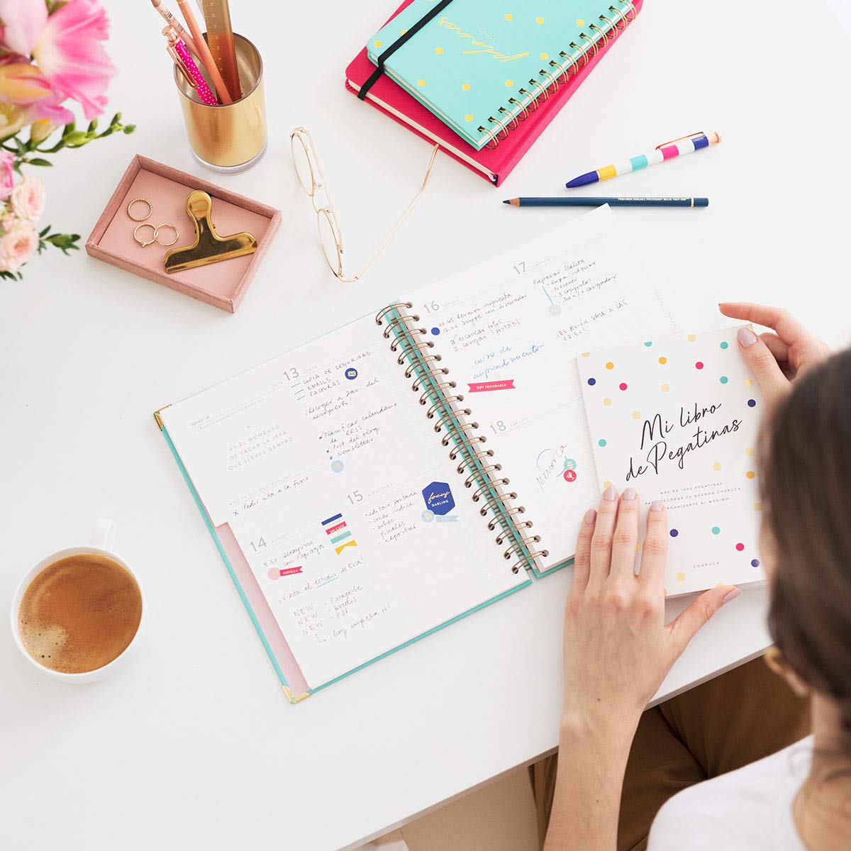 Planner con pegatinas motivadoras – Organiza tu vida con flow y equilibrio