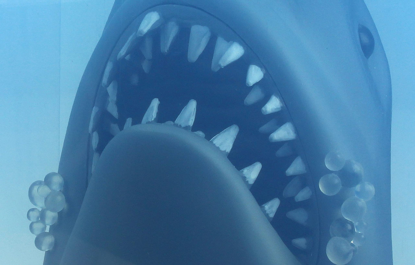 Figura 3D Tiburón – El clásico que emergió del mar