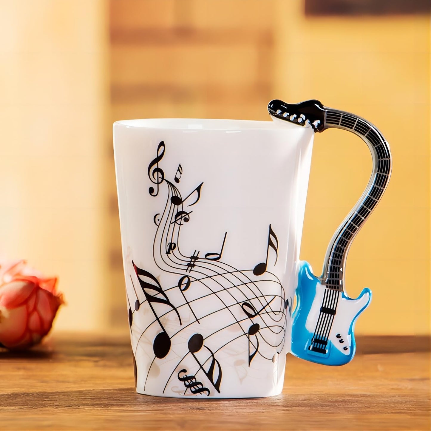 Taza guitarra – Café con notas y partituras