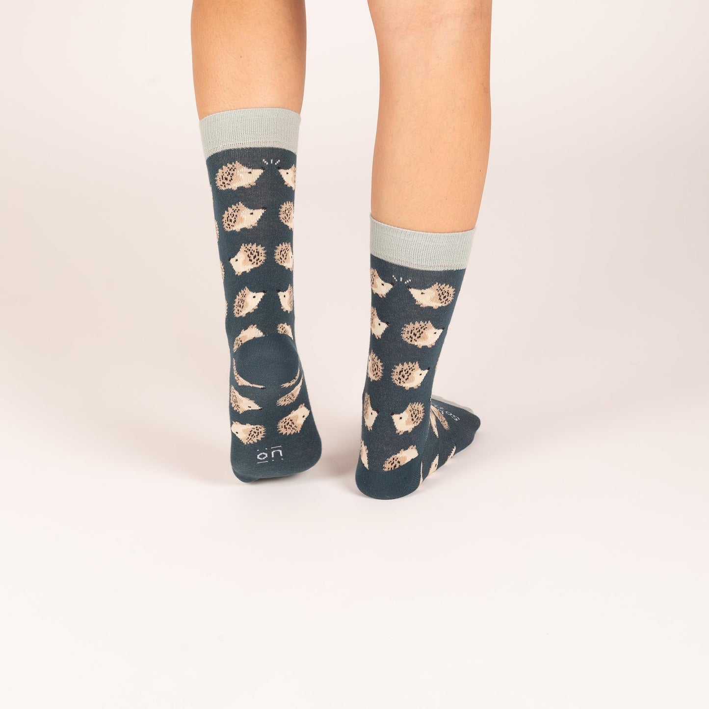 Me pones los pelillos de punta – Calcetines con erizos y amor