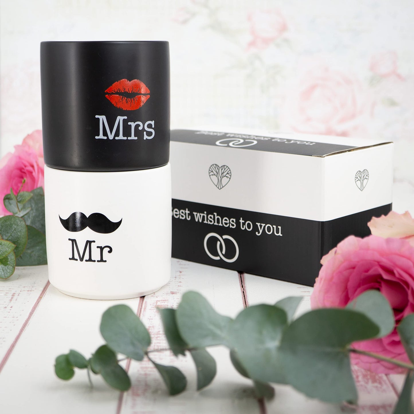 Tazas Mr y Mrs en caja – Un dúo perfecto en porcelana