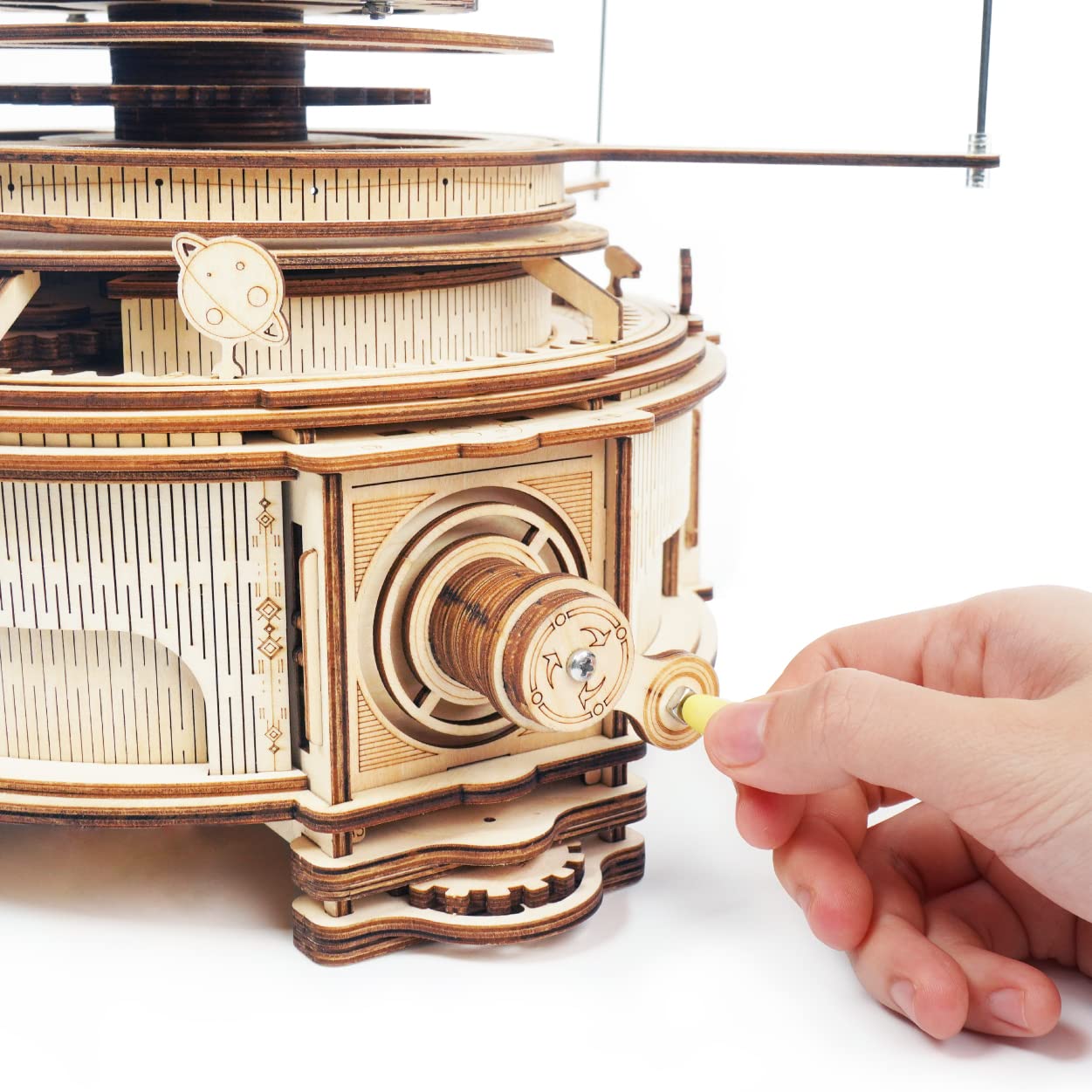 Maqueta Sistema solar – Puzzle mecánico con movimiento planetario