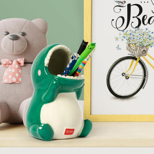 Portalápices Dino de cerámica – Un dinosaurio que guarda tus ideas