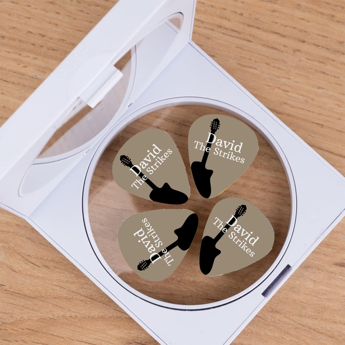 Púas guitarra personalizadas – 4 mensajes que suenan fuerte