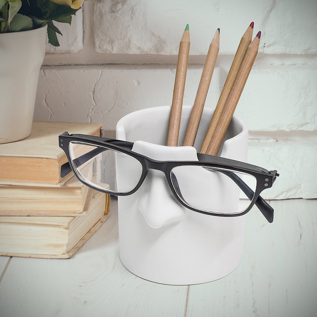 Mr. Tidy – Portalápices con gafas y estilo