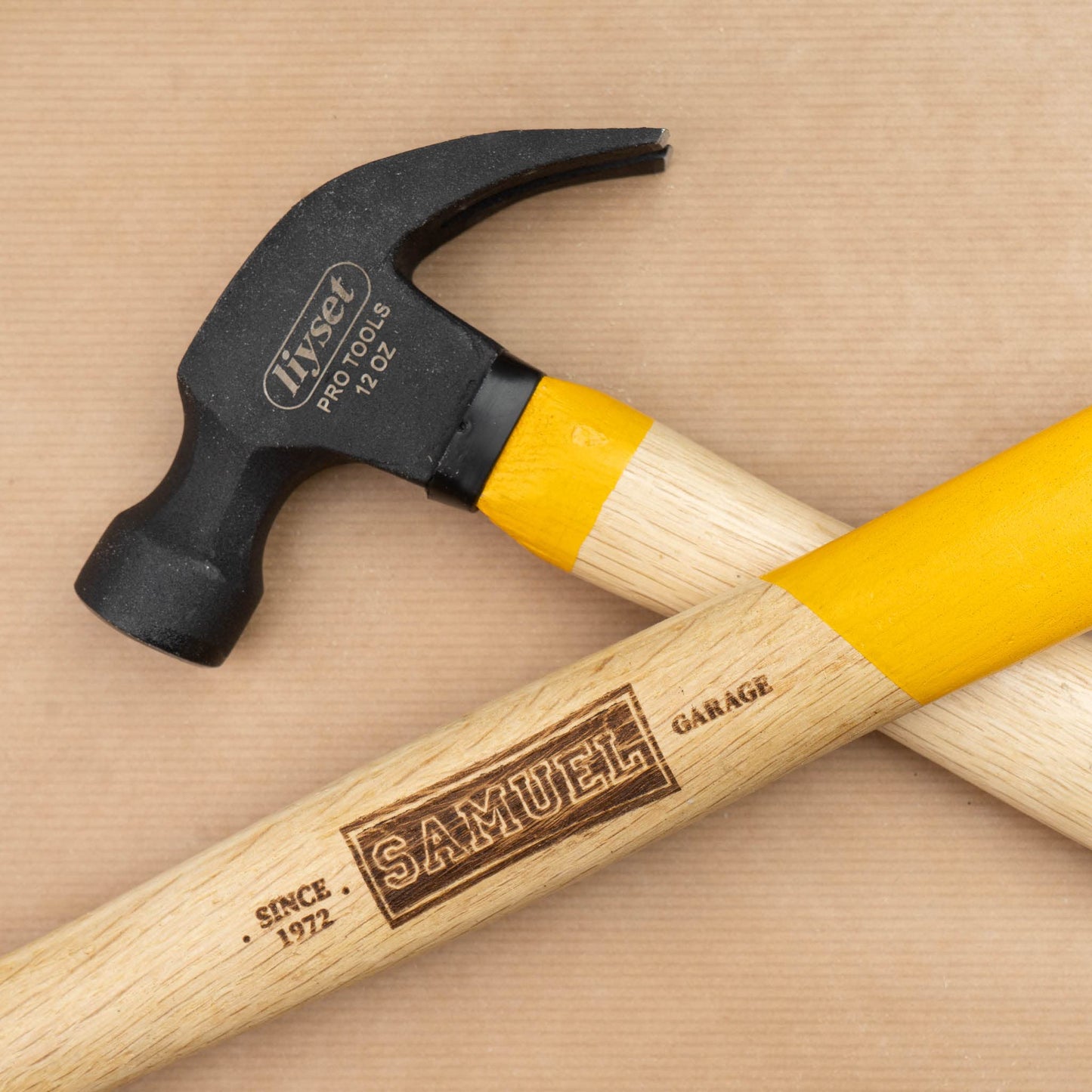 Martillo personalizado – Golpea con huella