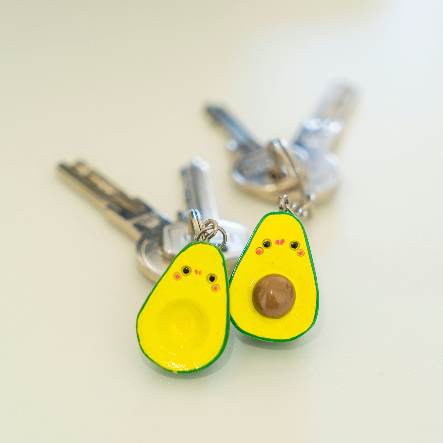 Llavero pareja aguacate – Dos mitades que siempre encajan