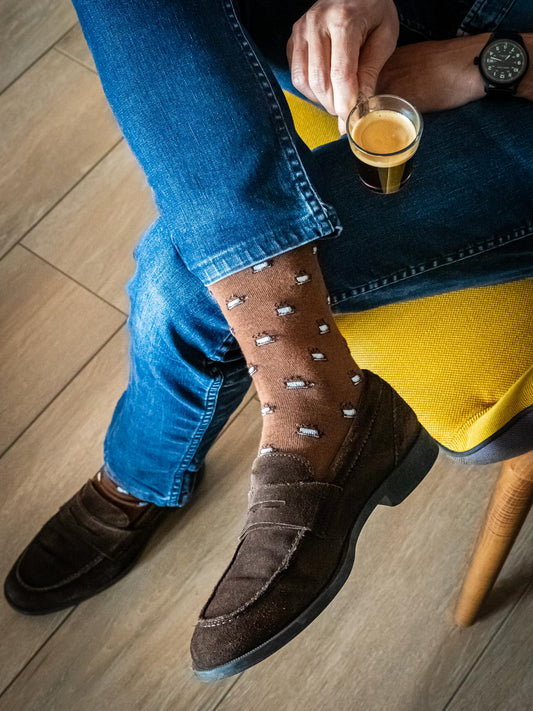 Calcetines café – Energía que empieza en los pies
