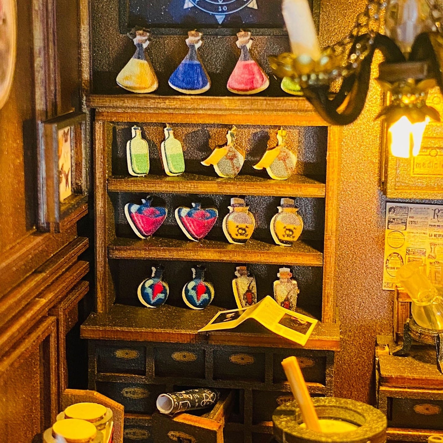 Book Nook ‘Magic House’ – Un rincón hechizado para tus libros