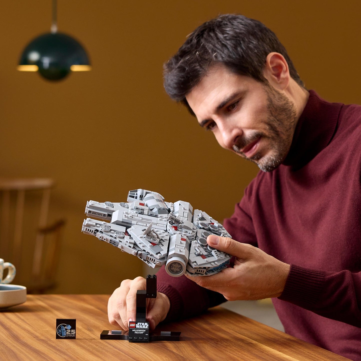 Halcón Milenario LEGO – La nave más famosa en tus manos