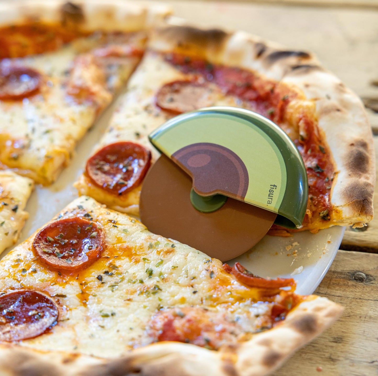 Cortapizza con ruedas – Motorizado para cortar con flow