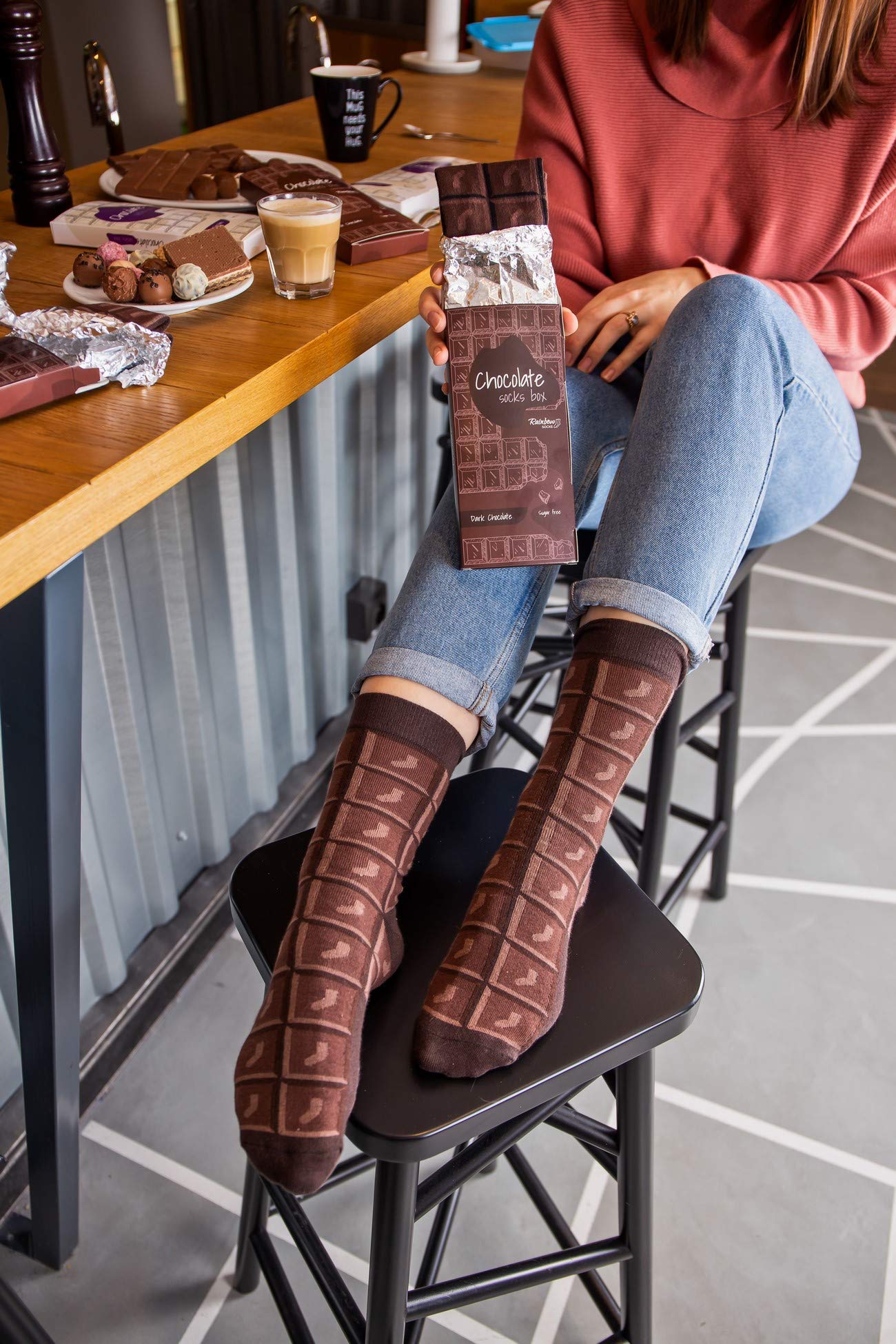Calcetines chocolate – Endulza tus pasos sin remordimientos