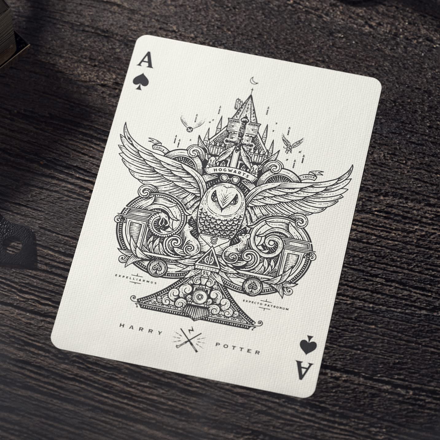 Baraja premium Harry Potter – Juego de cartas con hechizo
