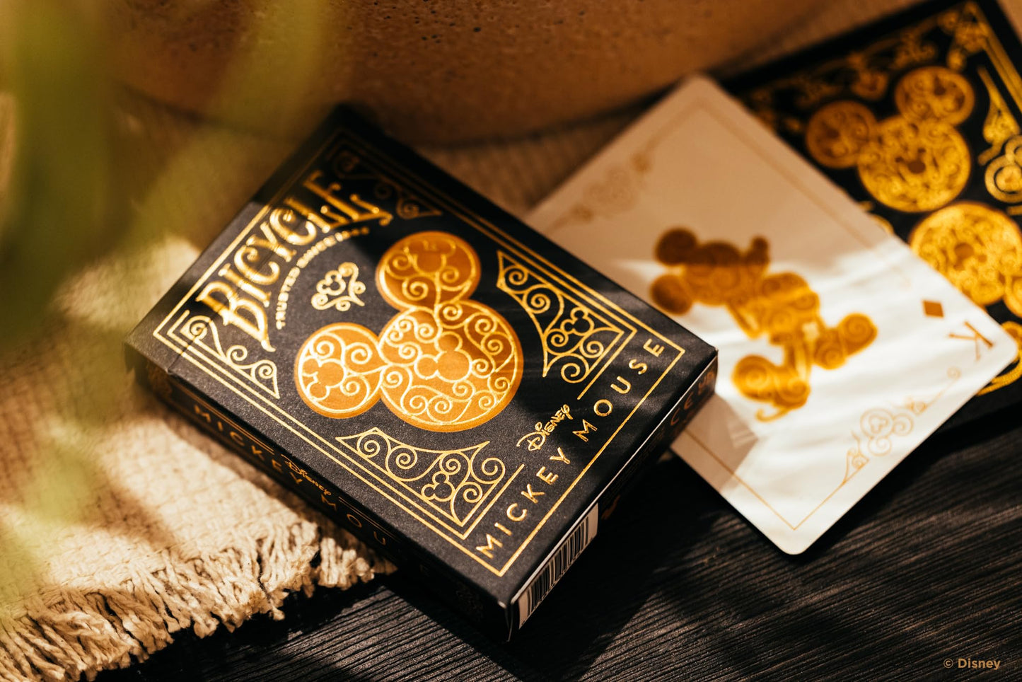Baraja Bicycle Mickey Gold – Magia clásica con estilo Disney