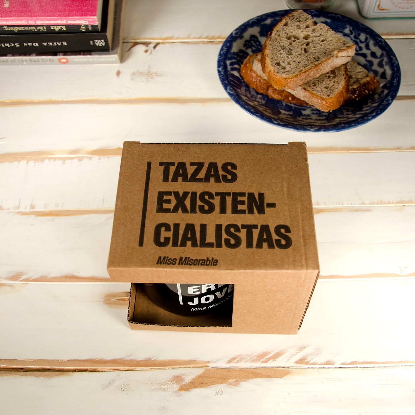 Taza "Ya no eres joven" – Café para asumirlo con sarcasmo