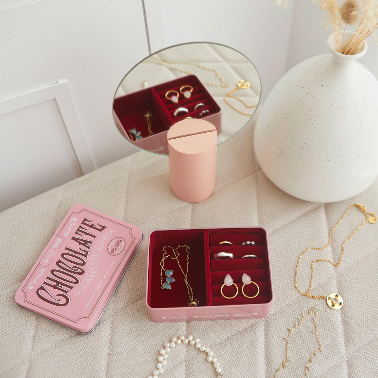 Joyero Chocolate – Rosa por fuera, cacao por dentro