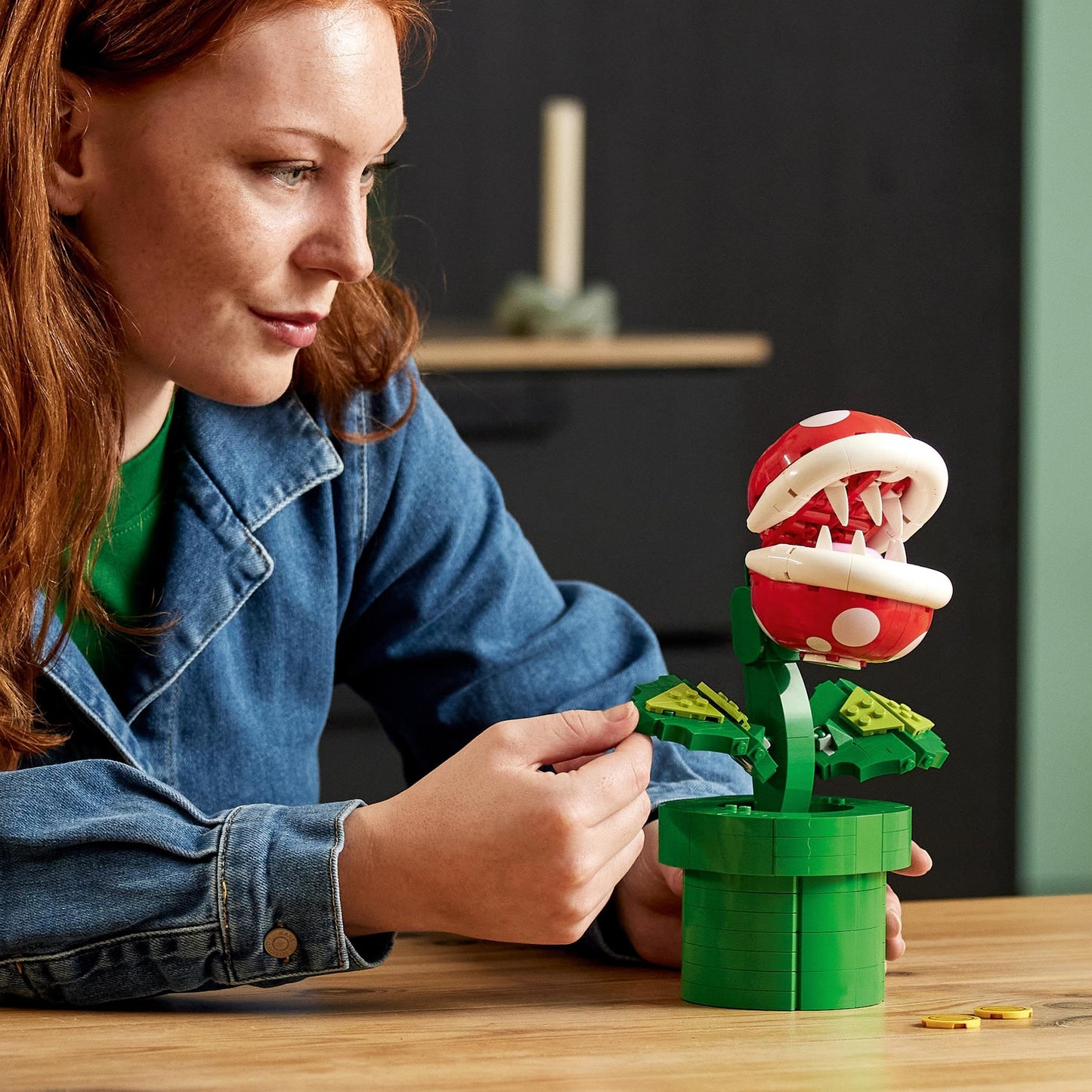 LEGO planta piraña – El villano más icónico de Mario en tu escritorio