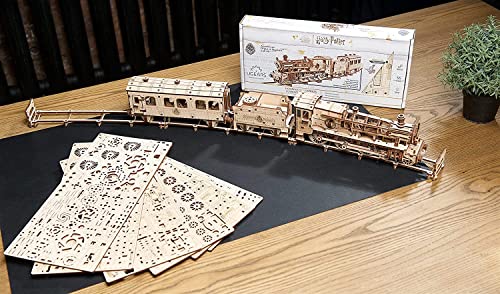 Puzzle 3D tren Hogwarts Express – El tren mágico de Harry Potter para montar con detalle