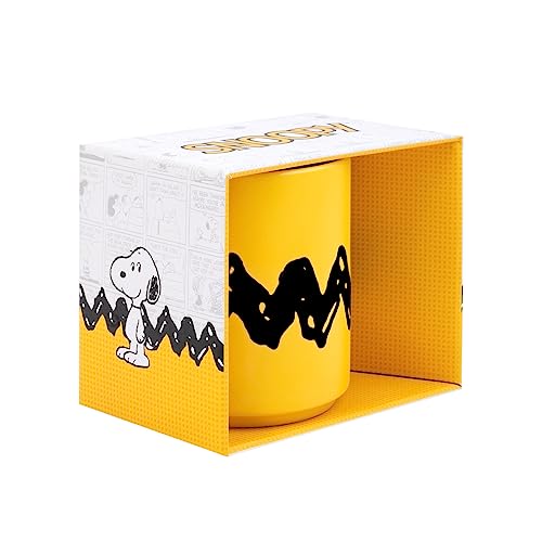 Taza Charlie Brown – Café con suéter de rayas mítico