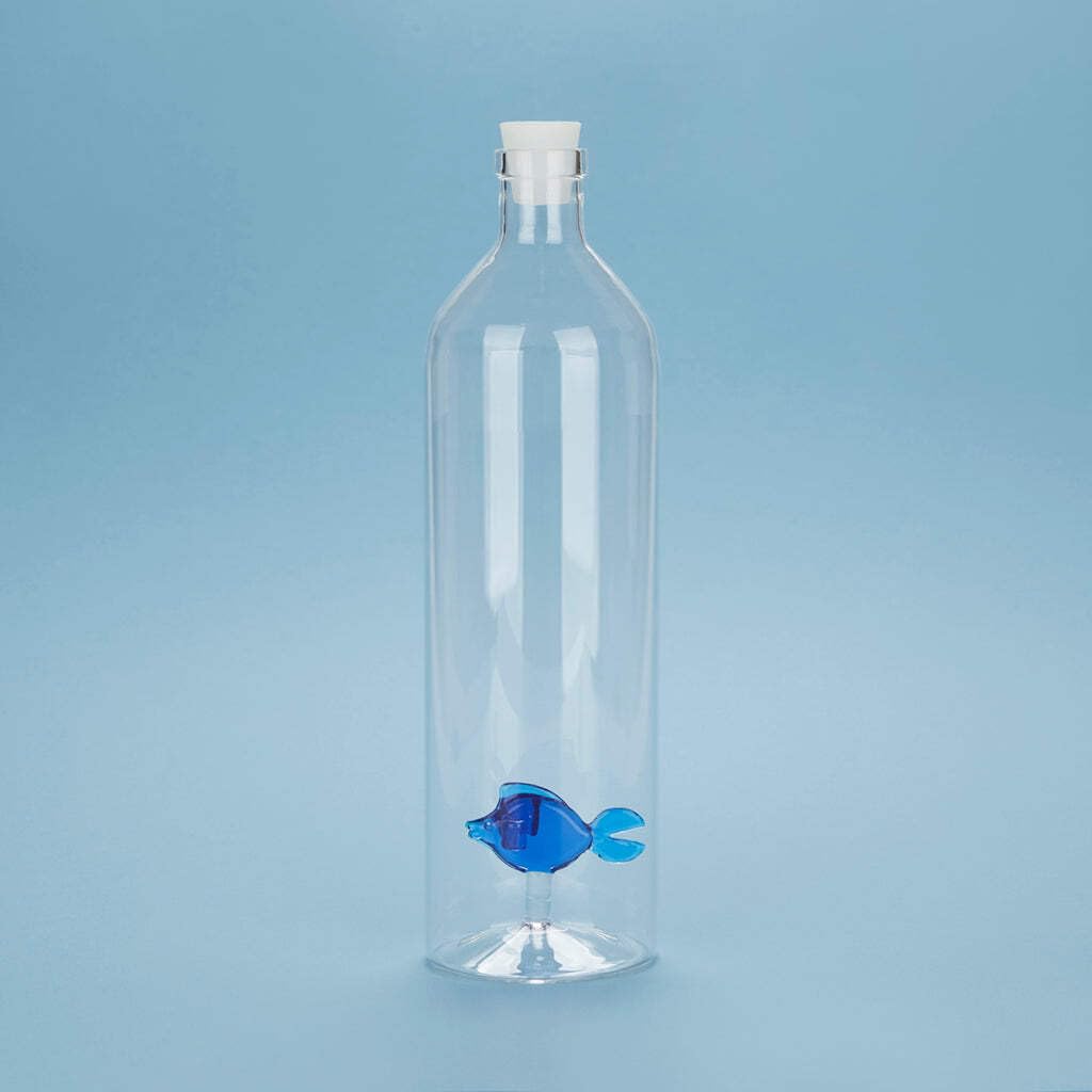 Balvi Botella Atlantis Blue Fish con Figura en Forma de pez Azul de Vidrio en el Interior Borosilicat