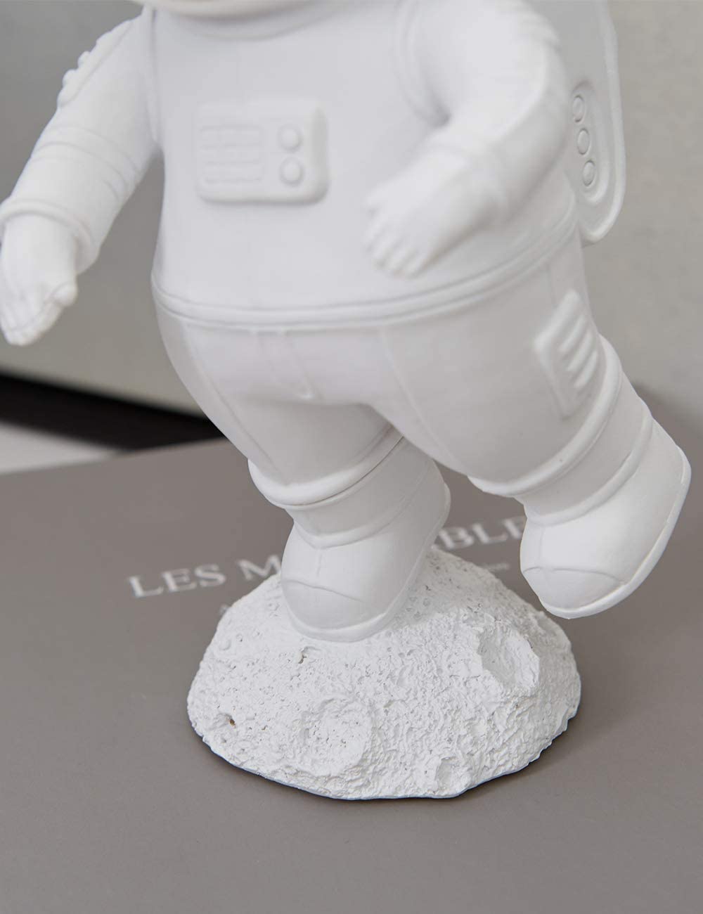 Amoy-Art Astronauta Figura Escultura Modern Decorativa Regalo Interior Estatua Salon Arte Resina Decoración del Hogar Bianco 19cm