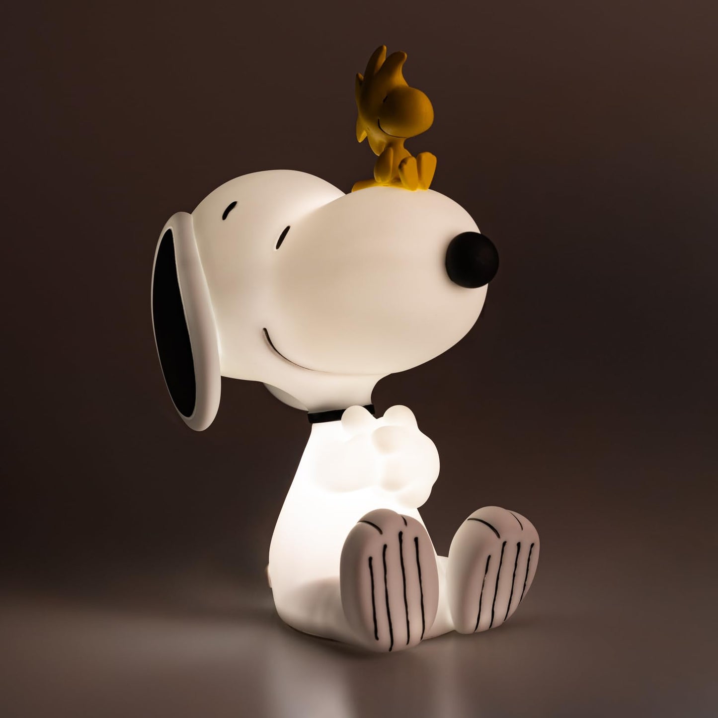 Lámpara Snoopy – Ilumina con estilo Peanuts