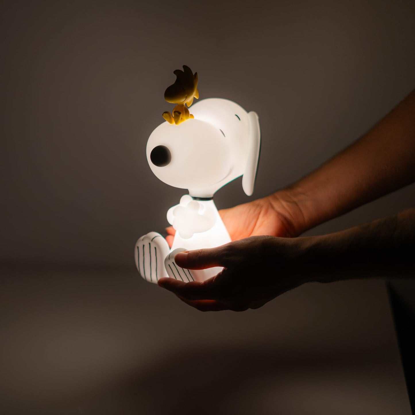 Lámpara Snoopy – Ilumina con estilo Peanuts