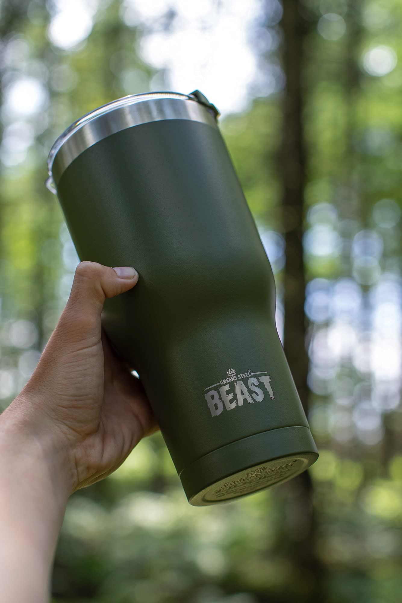 BEAST Termo Café para Llevar - 900ml I Verde militar I Taza Térmica de Acero Inoxidable Reusable I Taza Viajera de Doble Pared al Vacío I 2 Pajitas y Cepillo de Limpieza I para Café Frío o Caliente