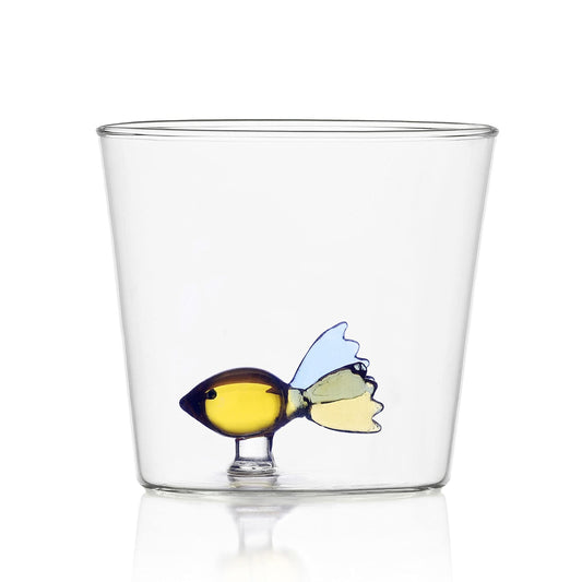 Vaso con peces – Nadan en cada sorbo