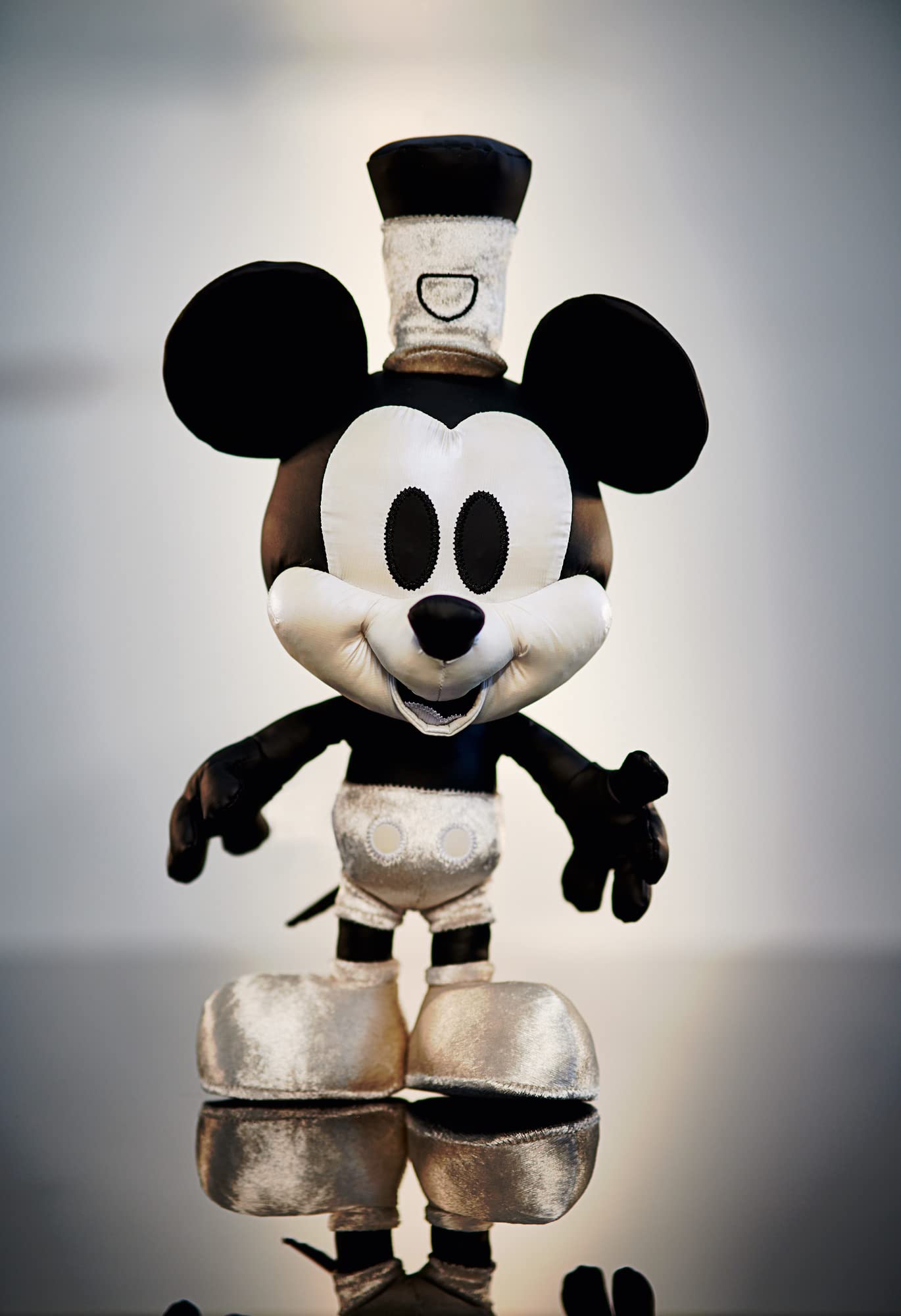 Peluche Mickey Steamboat Willie – El Origen del Mito (Edición Nº 3)