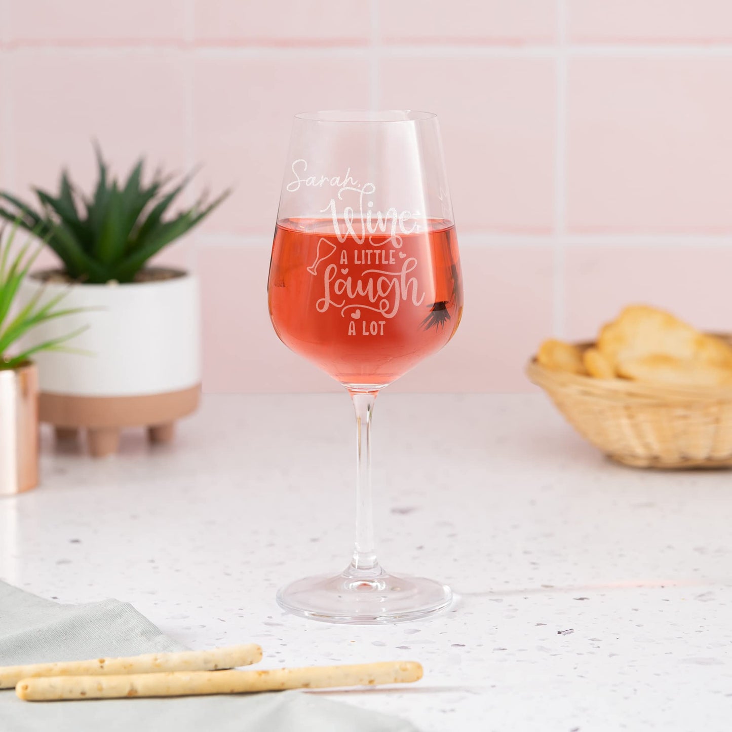 Wanapix | Copa de Vino Personalizada | Regalo Día de la Madre | Nombre o Texto Personalizado mediante Grabado | Copa de Cristal | Detalle Original | Mamá eres genial