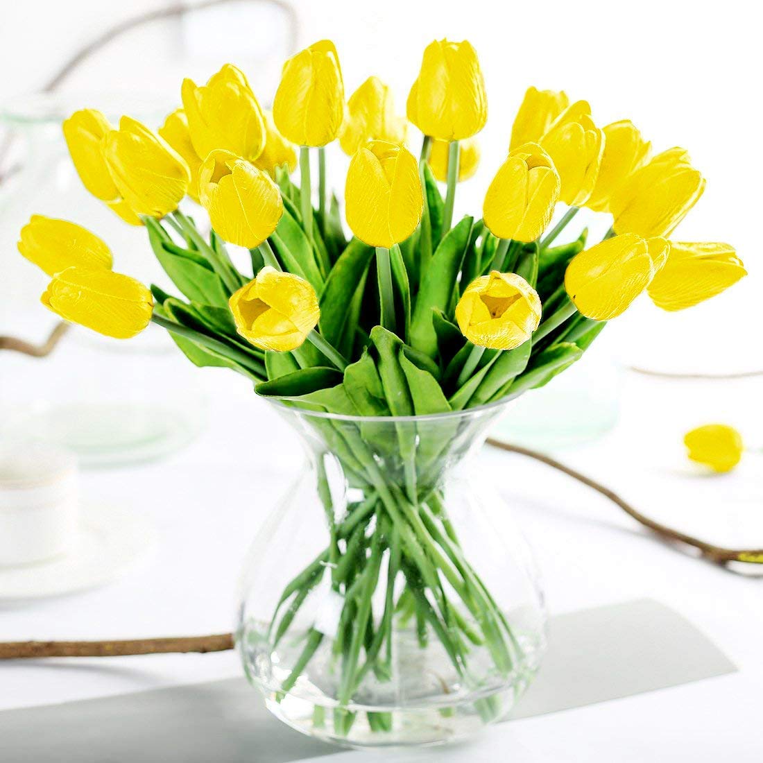 Tulipanes realistas – Ramo artificial con toque natural