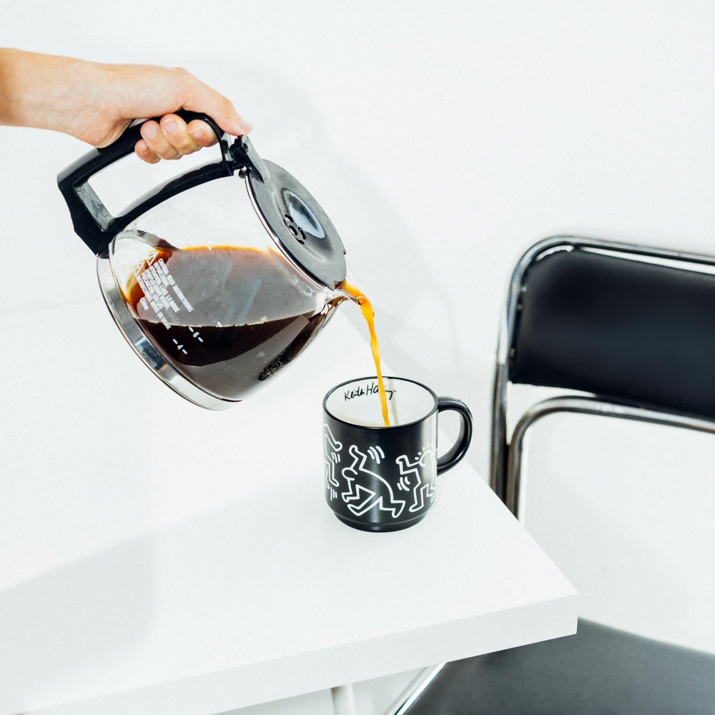 Set 4 Tazas Keith Haring – Arte Pop Urbano en tu Desayuno