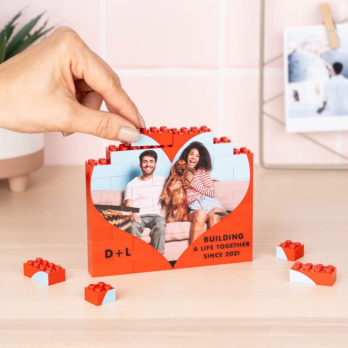 Wanapix | Puzzle Personalizado de Bloques Lego con Foto o Texto San Valentín, Sorprende a tu Amor con un Recuerdo Único y Emocionante | 49 Piezas de Bloque Lego (Rojo)