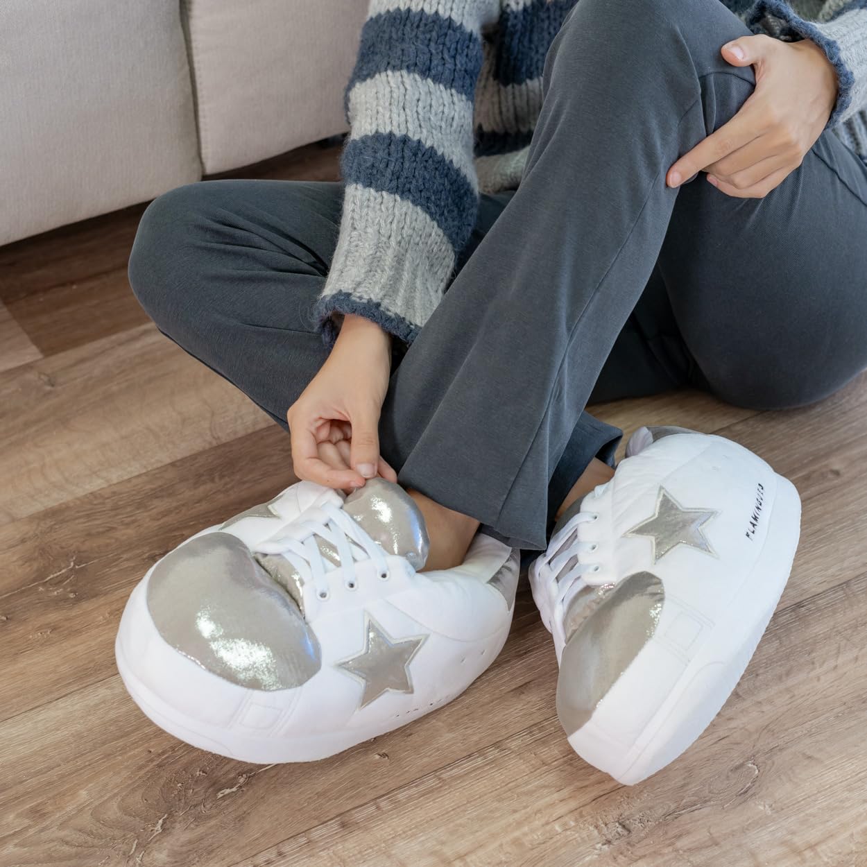 Zapatillas Casa Sneaker Flamingueo – Las Pantuflas Virales